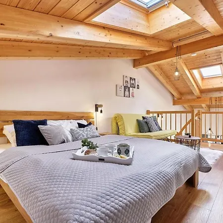 Charming And Quiet Apartment *